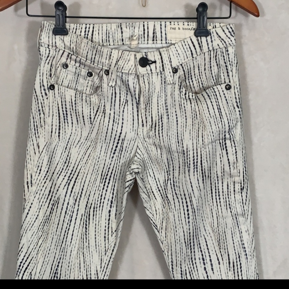 Rag & Bone Riptide skinny jeans. Size 28